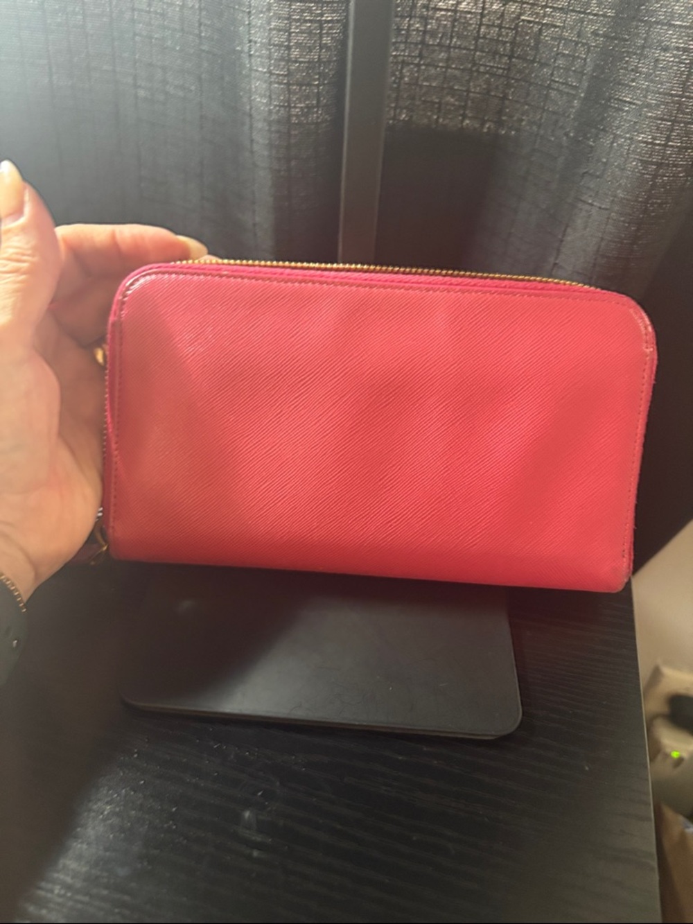 Prada Pink Saffiano Zip Wallet with Gold Logo - Picture 17 of 17